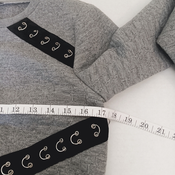 Mark. Dress Quilted Stretch Gray Metal Hook Accents Pull=On Size SP 4-6 - Picture 4 of 11